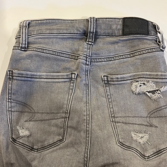 American Eagle High Waisted Distressed Jeans Size 000 - Picture 3 of 7